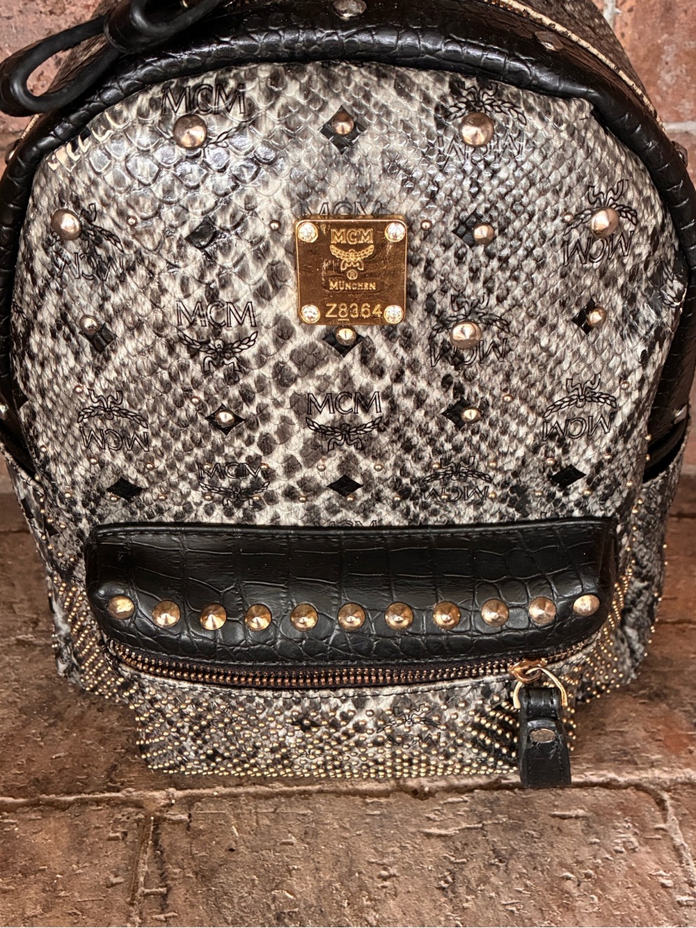 🏴☠️ MCM Stark Python Print backpack Ltd Edition black python and gray w studs - Picture 7 of 17
